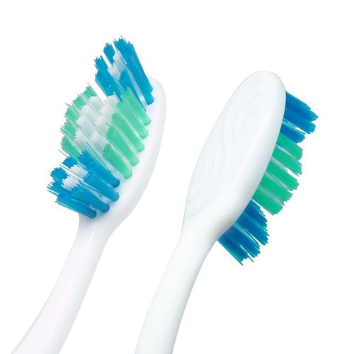 Cepillo dental triple acción medio promo (3 unidades)