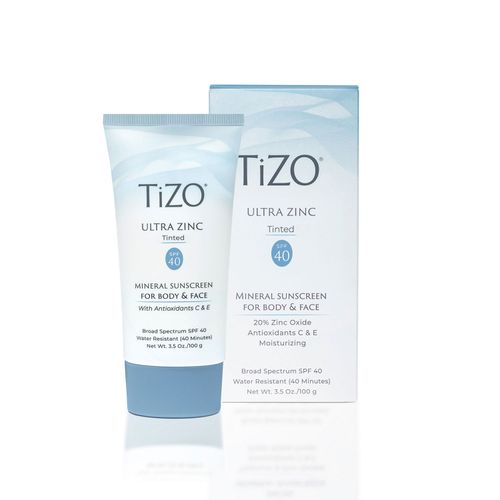 Protector solar ultra zinc spf40 con color 100 gr