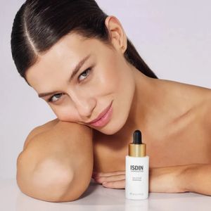 Isdinceutics serum salicylic renewal 30 ml