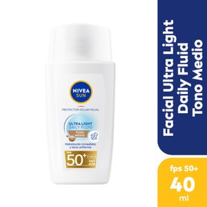 Protector solar F50+ sun daily fluid tono medio 40 ml