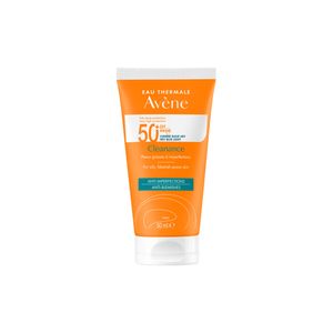 Protector solar fluido spf50 cleanance triasorb 50 ml