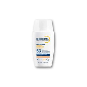 Protector solar photoderm xdefense ultrafluid spf50 tono 2 40 ml